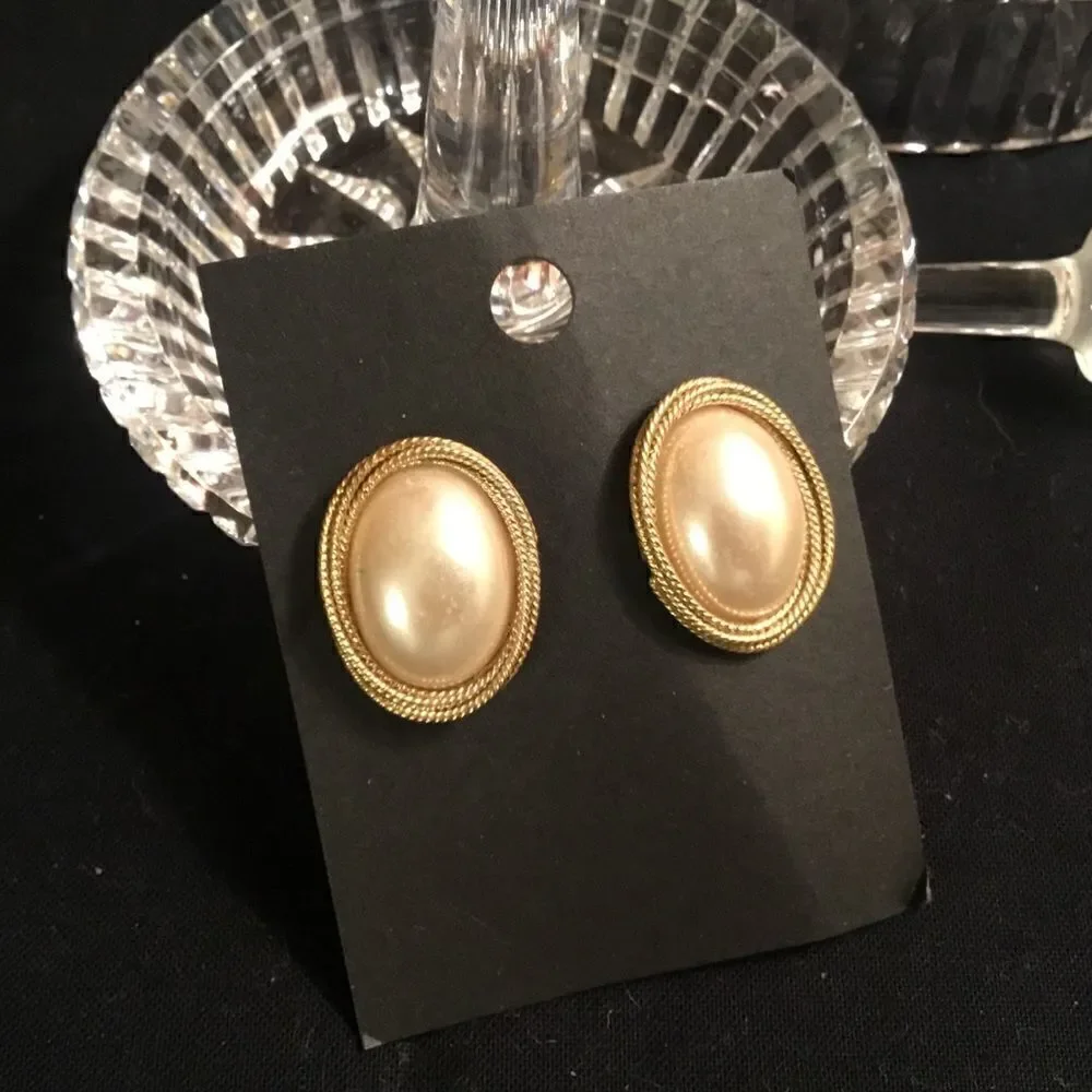 Goldtone Faux Pearl Earrings with Rope Border